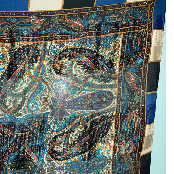 Yves Saint Laurent YSL Large 100% Silk Paisley Print Scarf Shawl Babushka - Picture 13 of 15